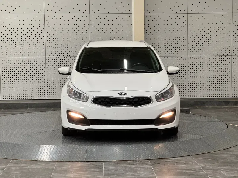 Kia Ceed, 2018, фото 2