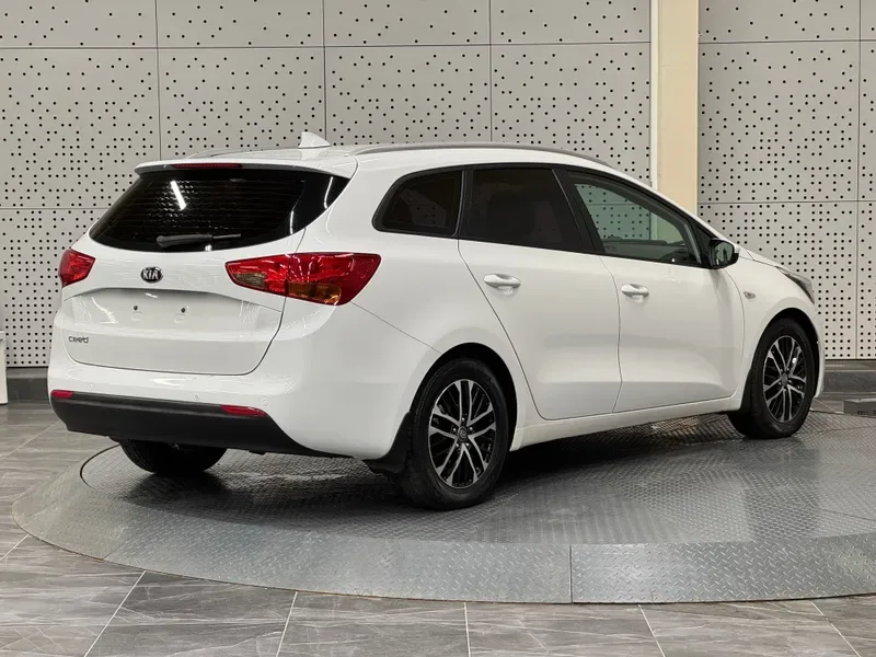 Kia Ceed, 2018, фото 3